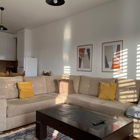 פרישטינה Central Luxury Apartment מראה חיצוני תמונה