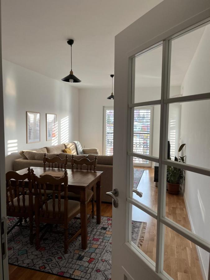 פרישטינה Central Luxury Apartment מראה חיצוני תמונה