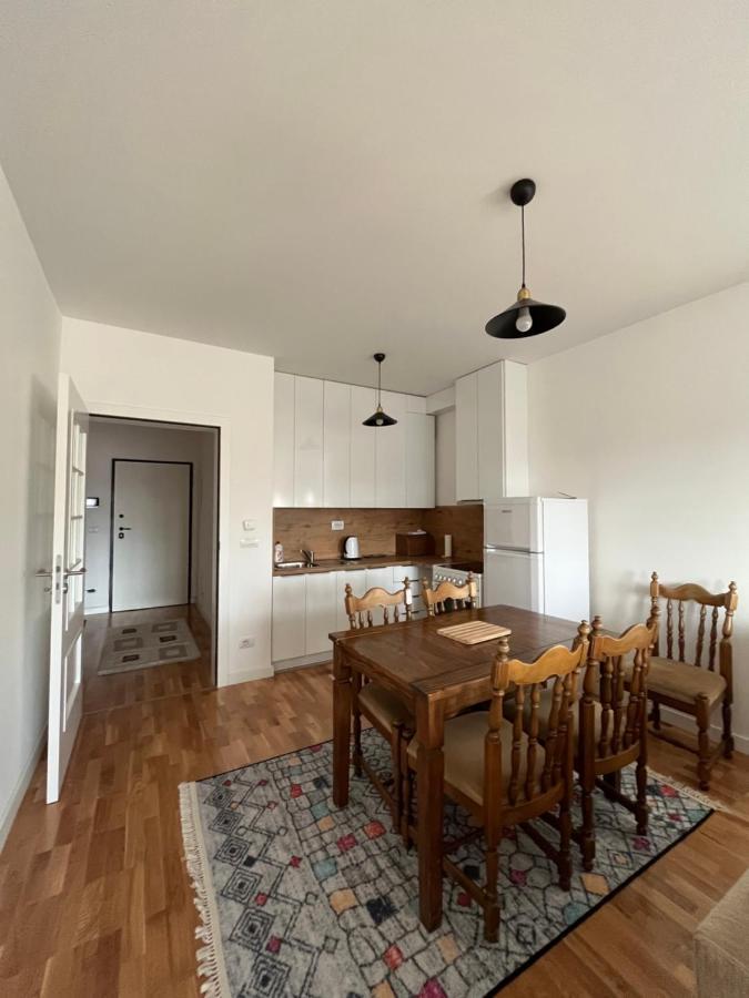 פרישטינה Central Luxury Apartment מראה חיצוני תמונה